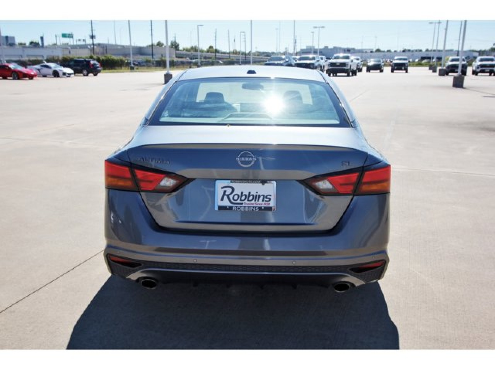 2023 Nissan Altima 2.5 SL  at Robbins Nissan