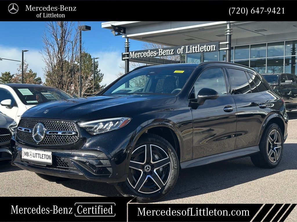 2025 Mercedes-Benz GLC Base's photo