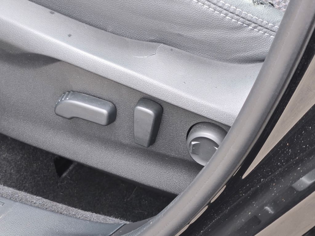 2019 Subaru Forester Premium photo 15