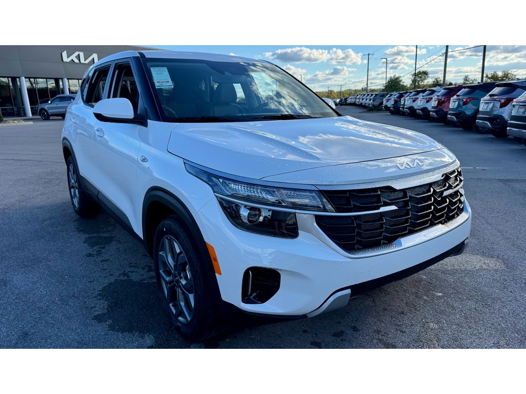 2026 Kia Seltos EX's photo