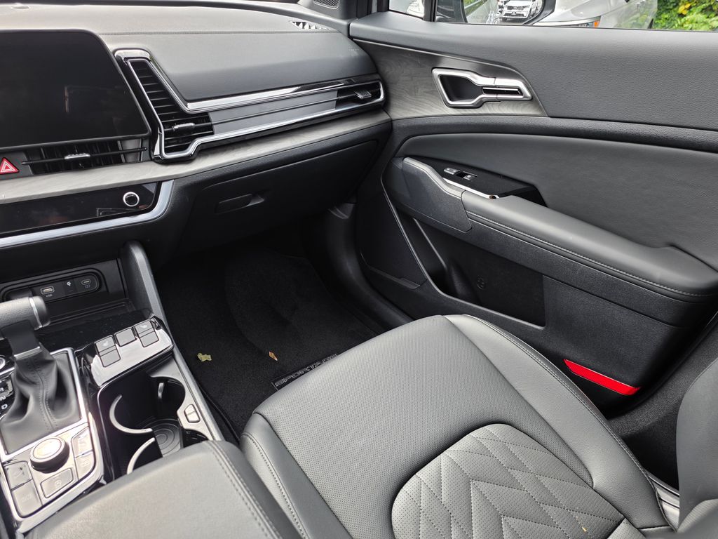 2025 Kia Sportage X-Line photo 10