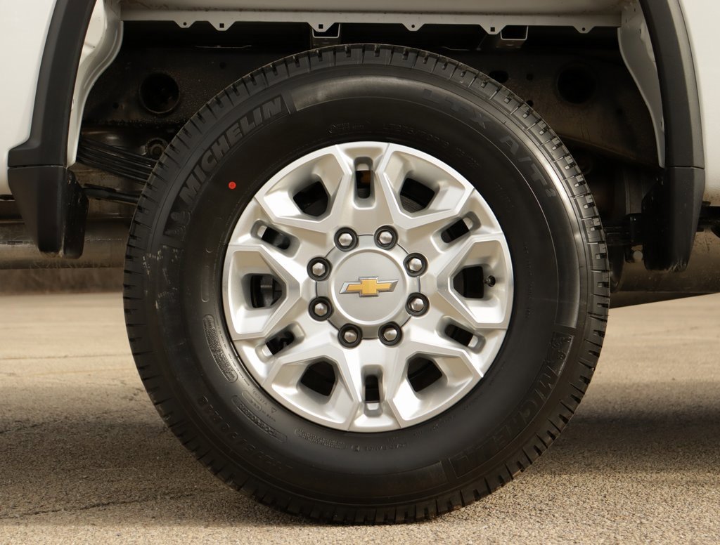 2025 Chevrolet Silverado 2500HD LT photo 34
