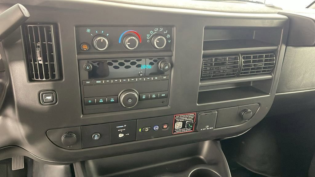 2025 Chevrolet Express Cargo 2500 photo 14