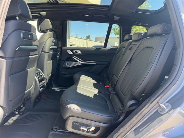 2026 Bmw X7 M60i photo 22