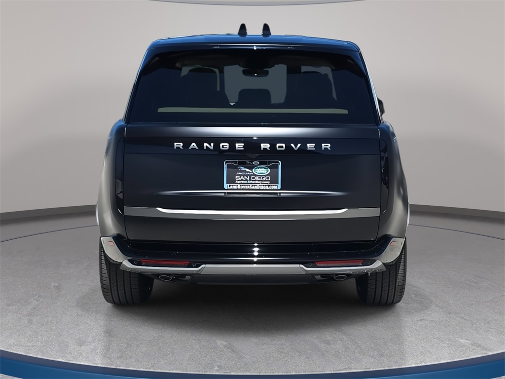 2025 Land Rover Range Rover SE photo 5