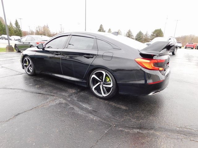 2018 Honda Accord Sport 2.0T photo 3