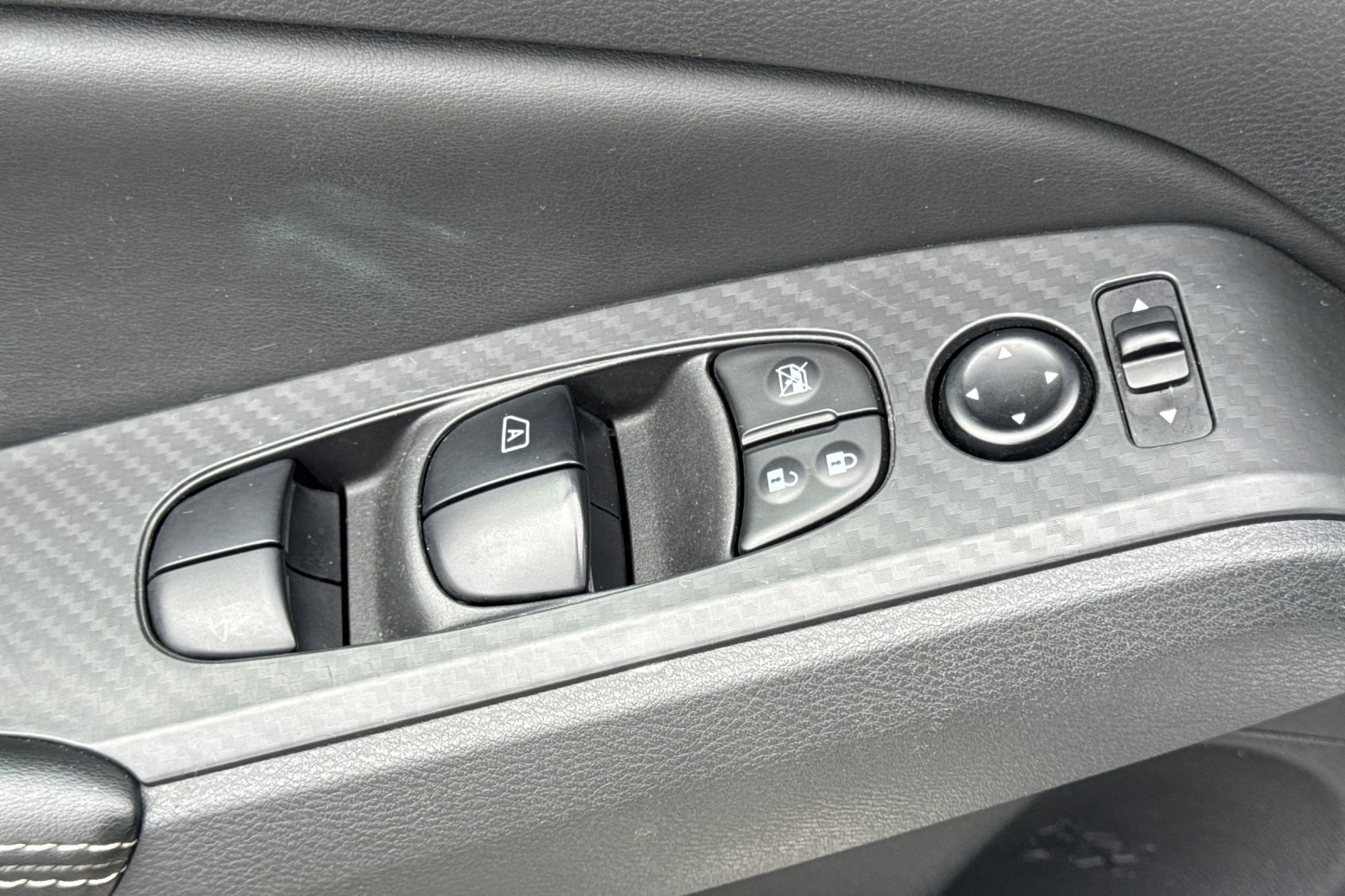 2024 Nissan Altima 2.5 SV photo 13