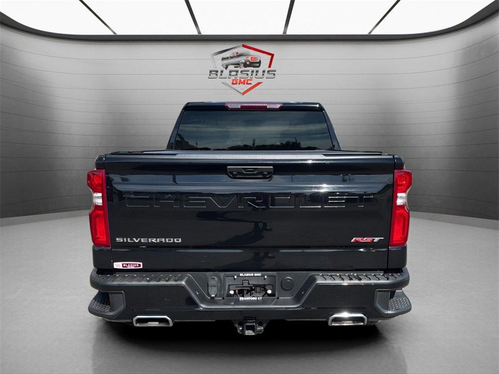 2022 Chevrolet Silverado 1500 RST photo 4