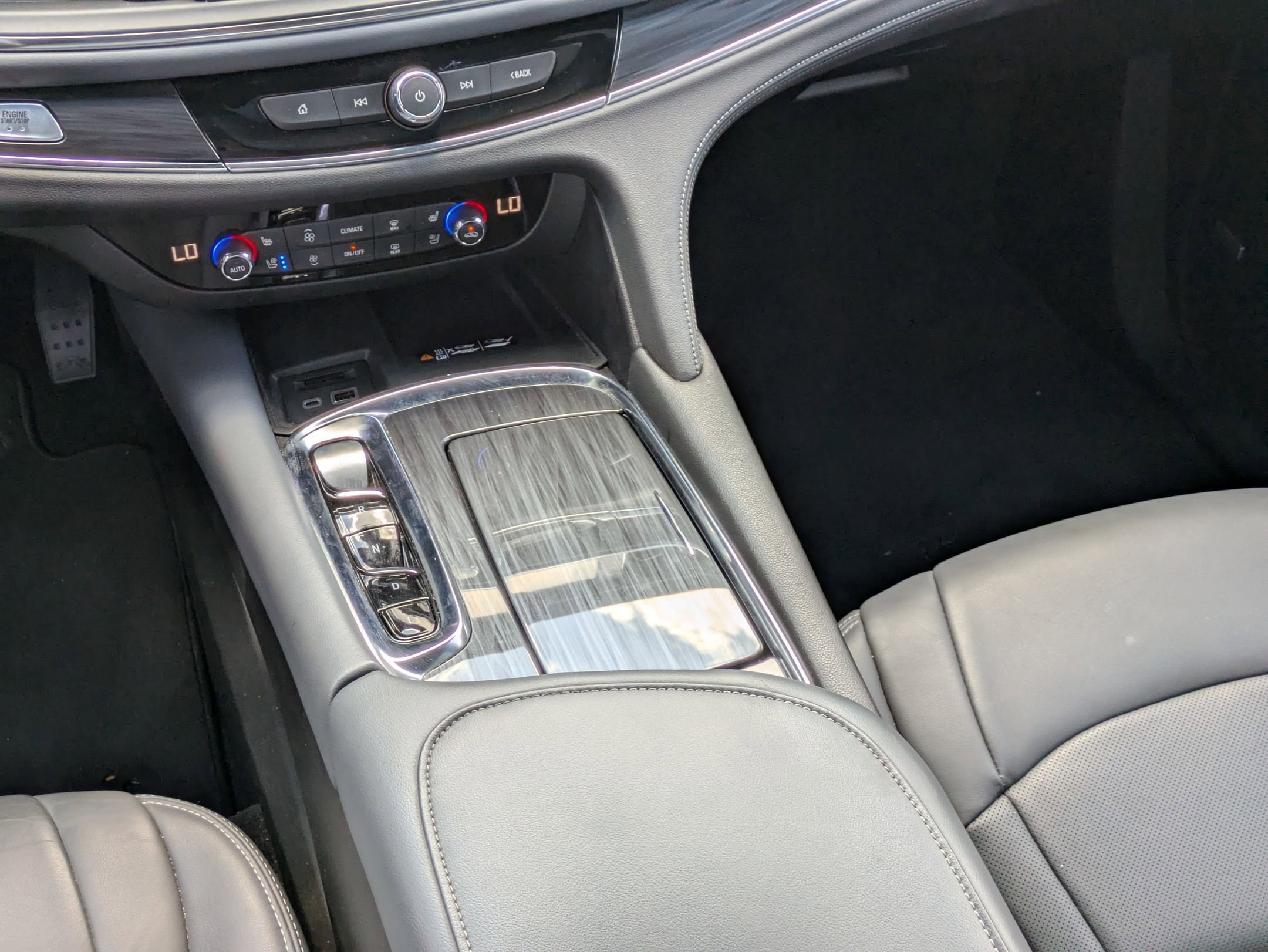 2024 Buick Enclave Premium photo 20