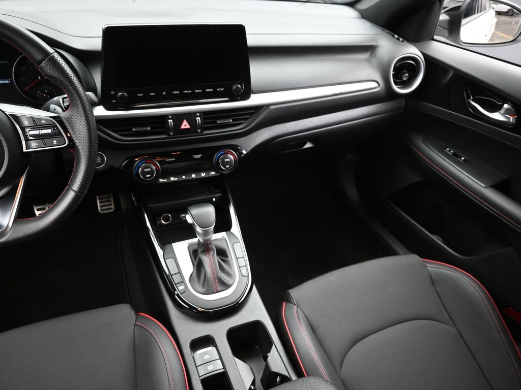 2023 Kia Forte GT photo 10