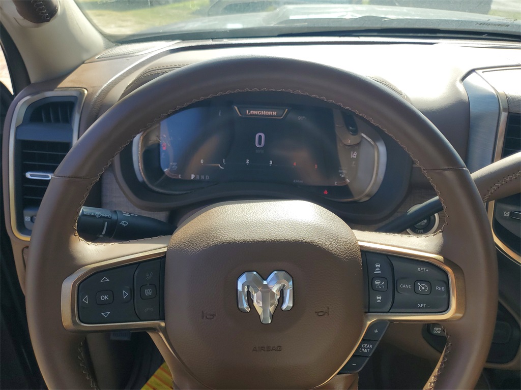 2024 Ram 3500 Laramie Longhorn photo 17