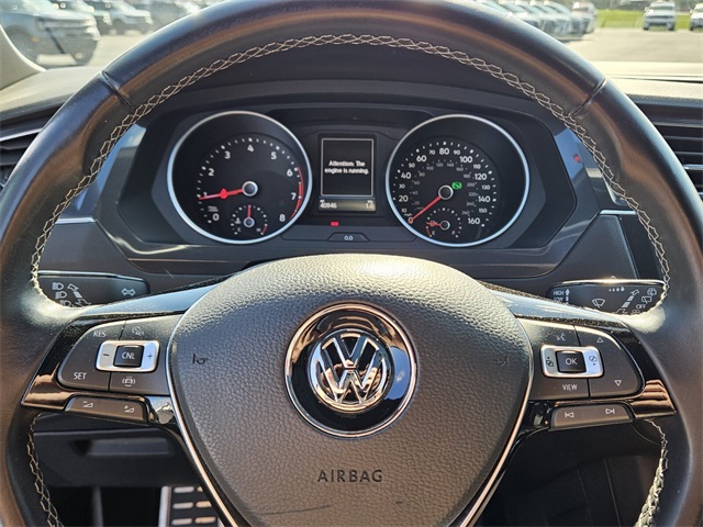 2020 Volkswagen Tiguan SE R-Line Black photo 21