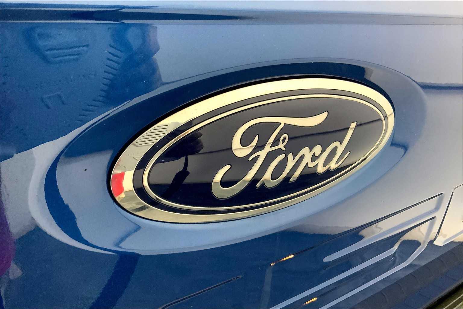 2023 Ford F-150 XLT photo 27