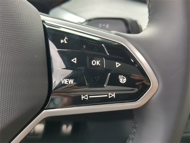 2025 Volkswagen ID. Buzz Pro Plus photo 22