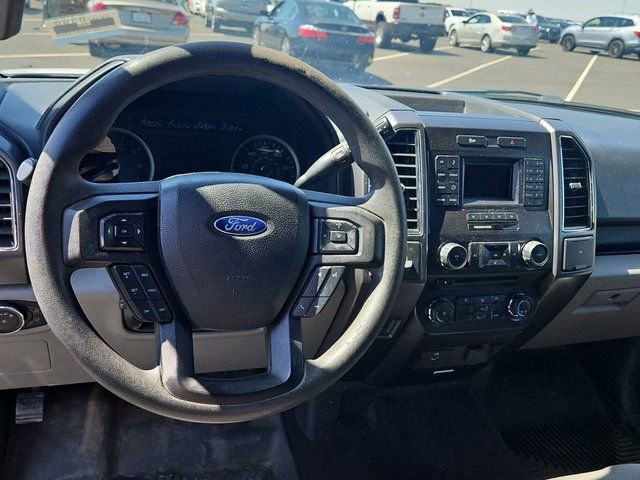 2017 Ford F-150 XLT photo 7