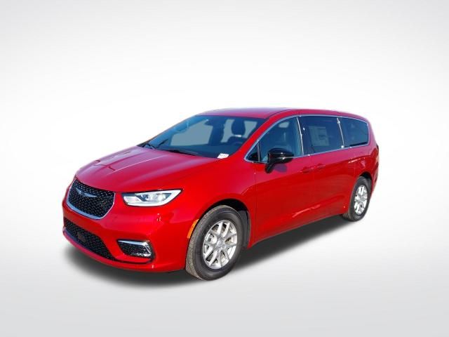 2026 Chrysler Pacifica photo 5