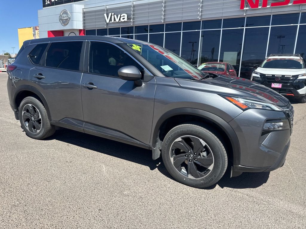2024 Nissan Rogue SV photo 3