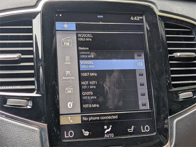 2016 Volvo XC90 T6 Momentum photo 16