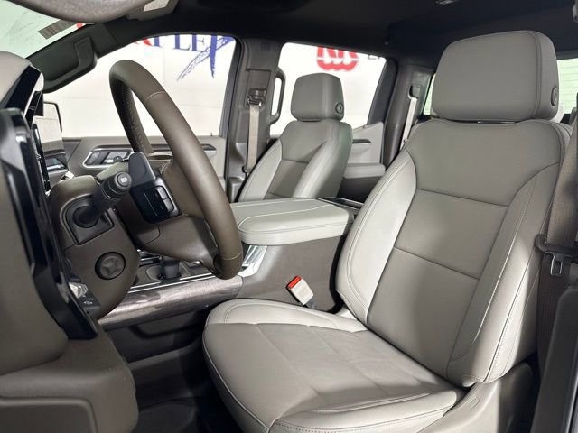 2025 Chevrolet Silverado 1500 LTZ photo 15