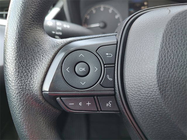 2023 Toyota Corolla LE photo 5