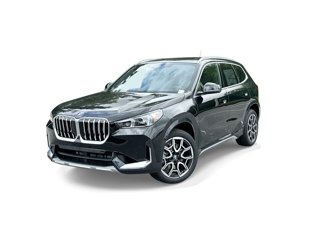 2025 BMW X1 28i's photo