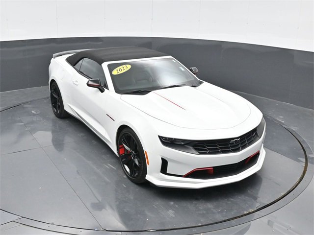 2023 Chevrolet Camaro 2LT's photo