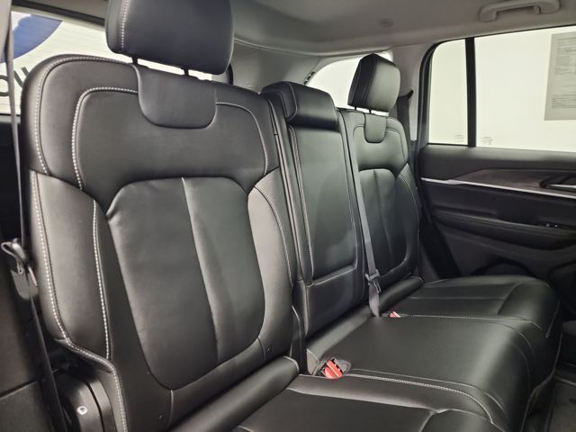 2023 Jeep Grand Cherokee Limited photo 26