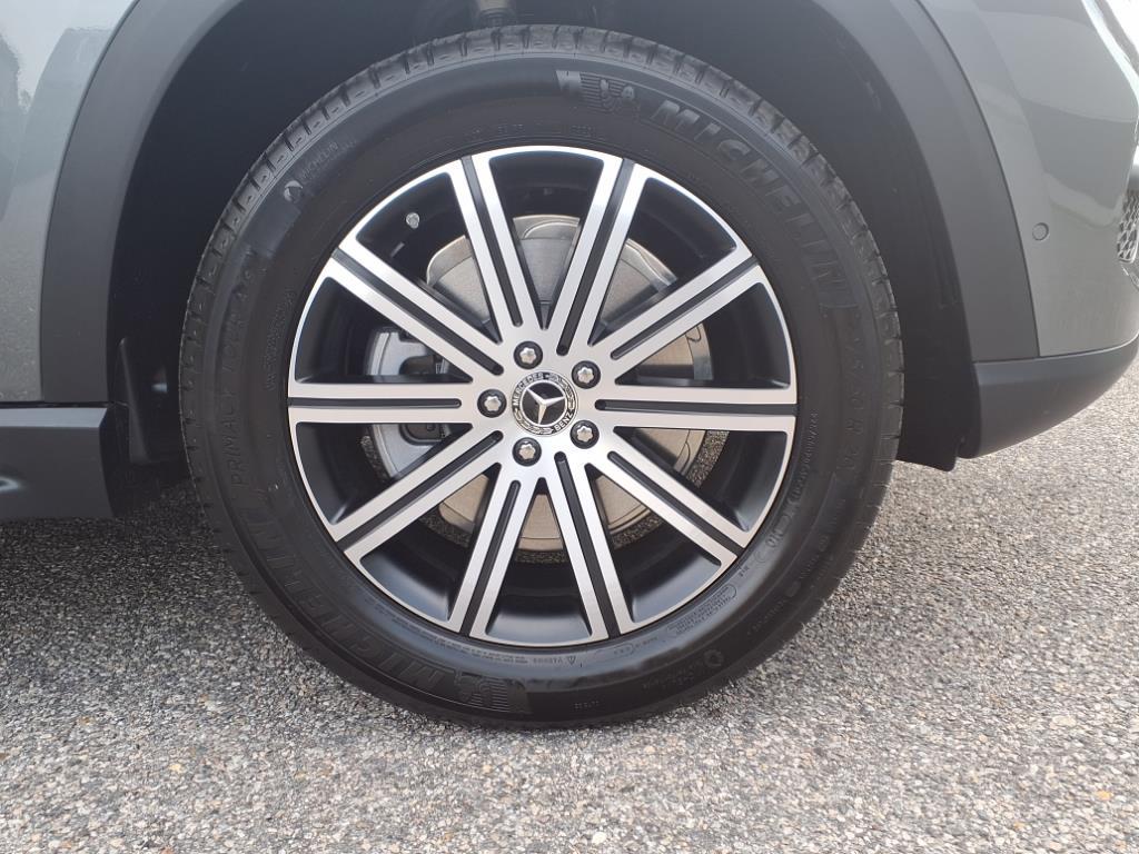 2025 Mercedes Benz GLE 350 4MATIC photo 4