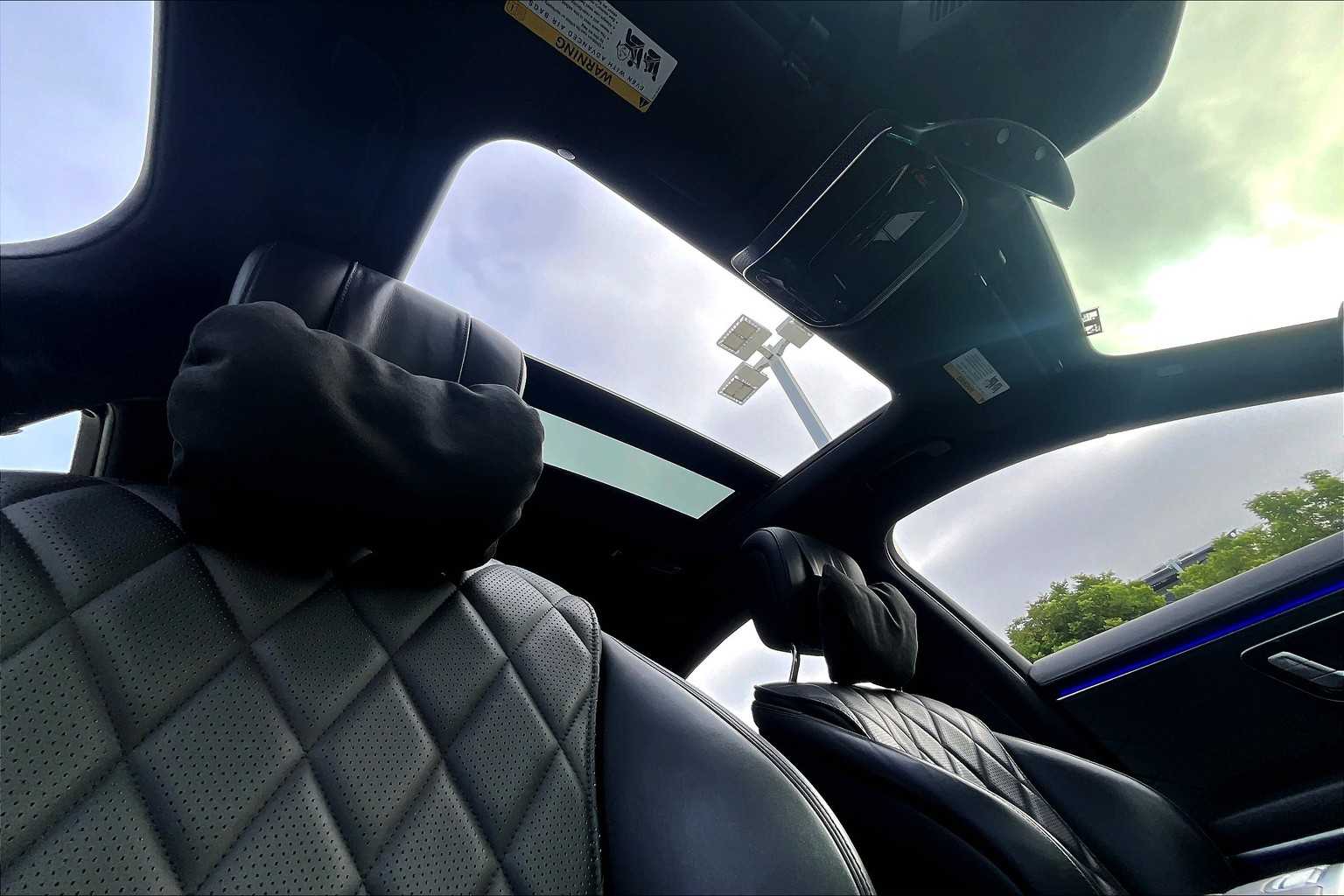 2022 Mercedes Benz S 580 4MATIC photo 13