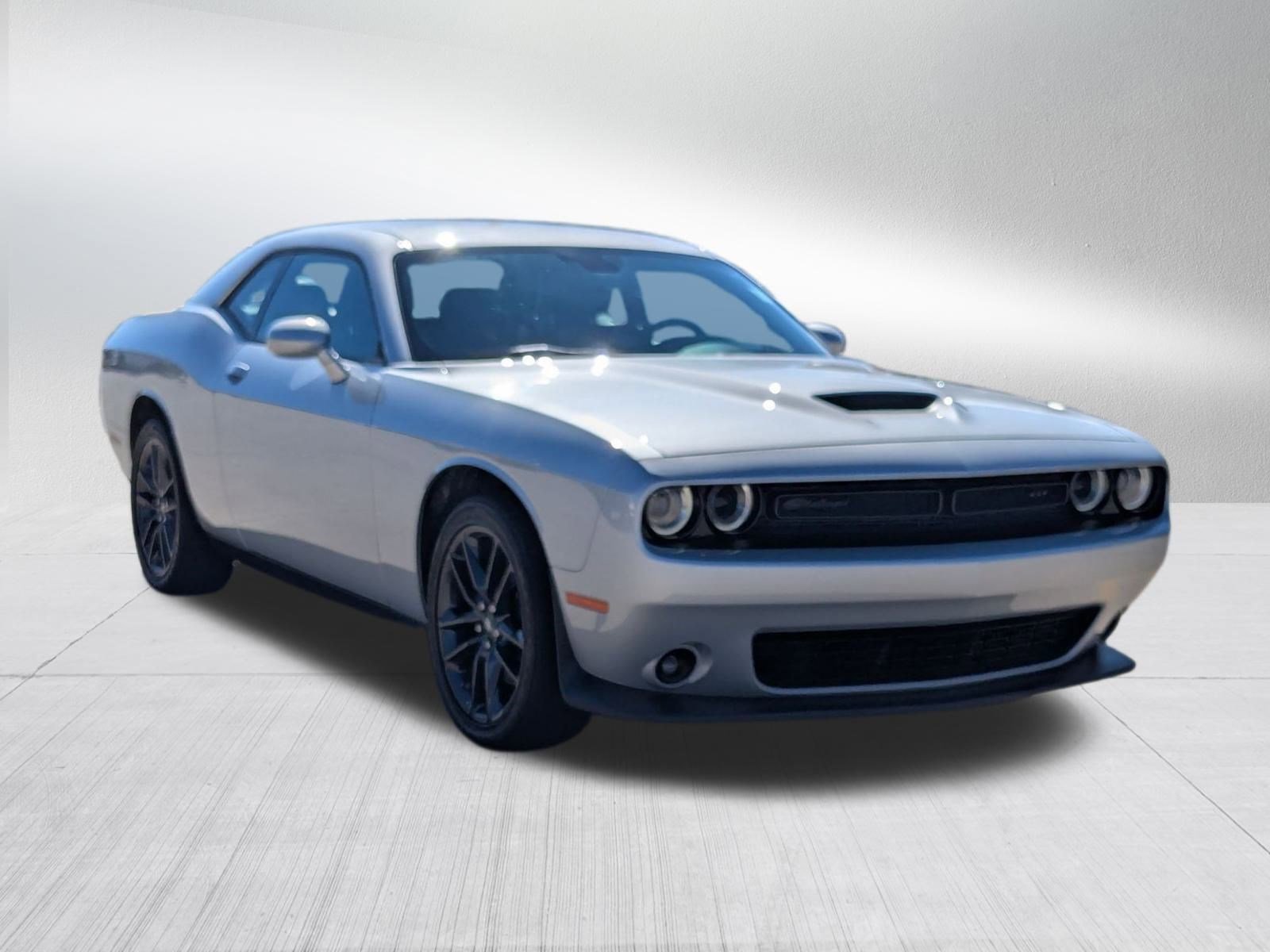 2022 Dodge Challenger GT photo 7
