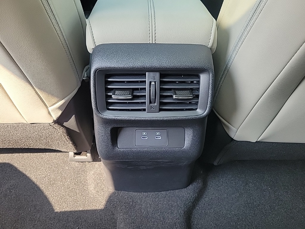 2025 Nissan Murano SL photo 30