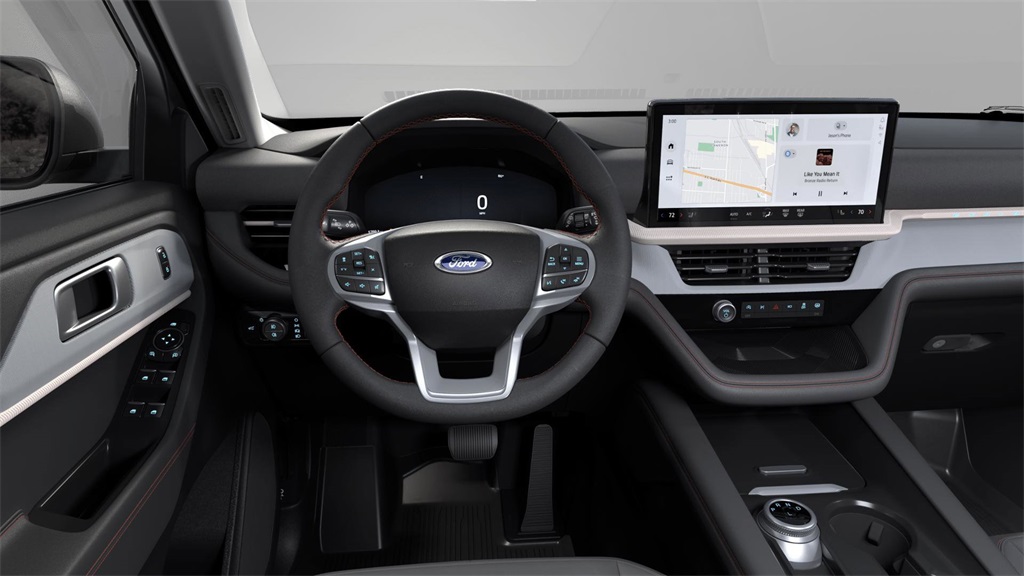 2025 Ford Explorer photo 7