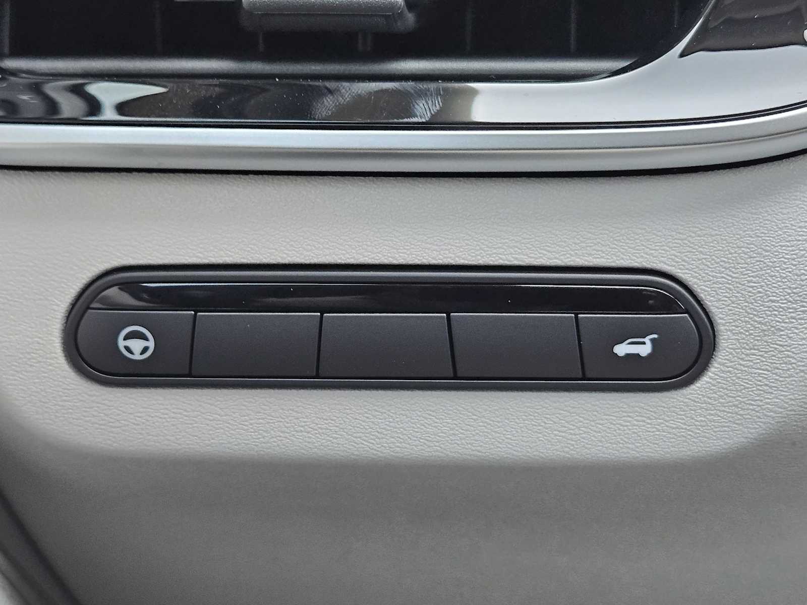 2026 Infiniti QX60 Luxe photo 16