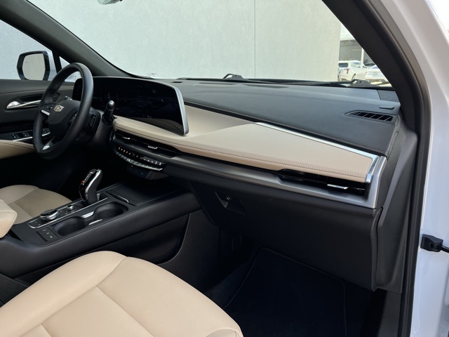 2024 Cadillac XT4 Luxury photo 21
