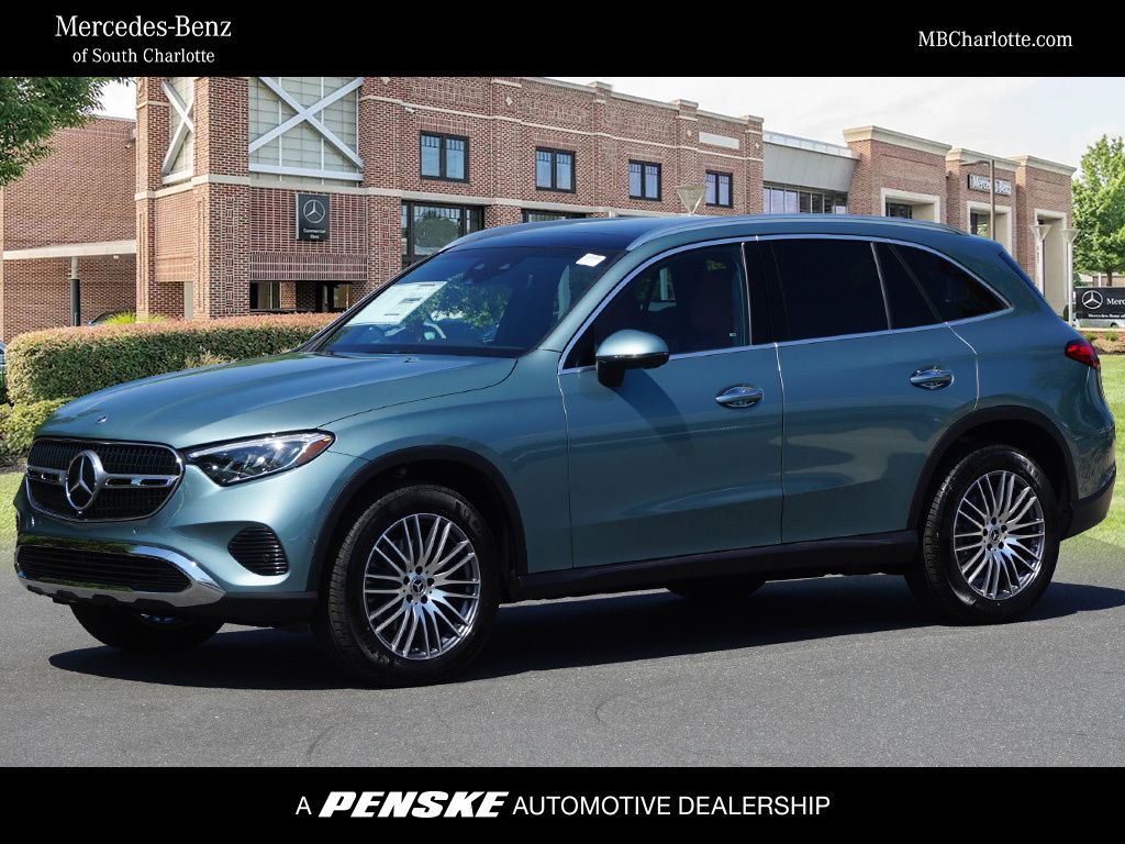 2026 Mercedes-Benz GLC Base's photo