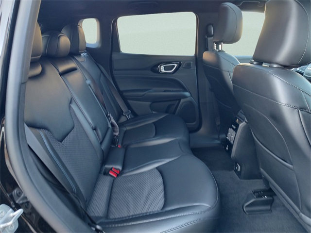 2025 Jeep Compass North Edition Latitude photo 29