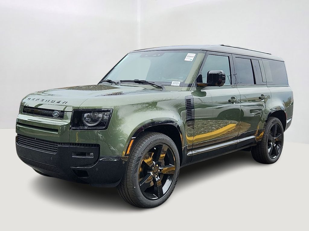 2026 Land Rover Defender X-Dynamic SE's photo