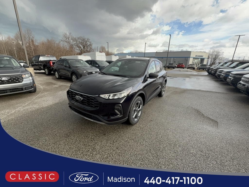 2026 Ford Escape ST-Line's photo