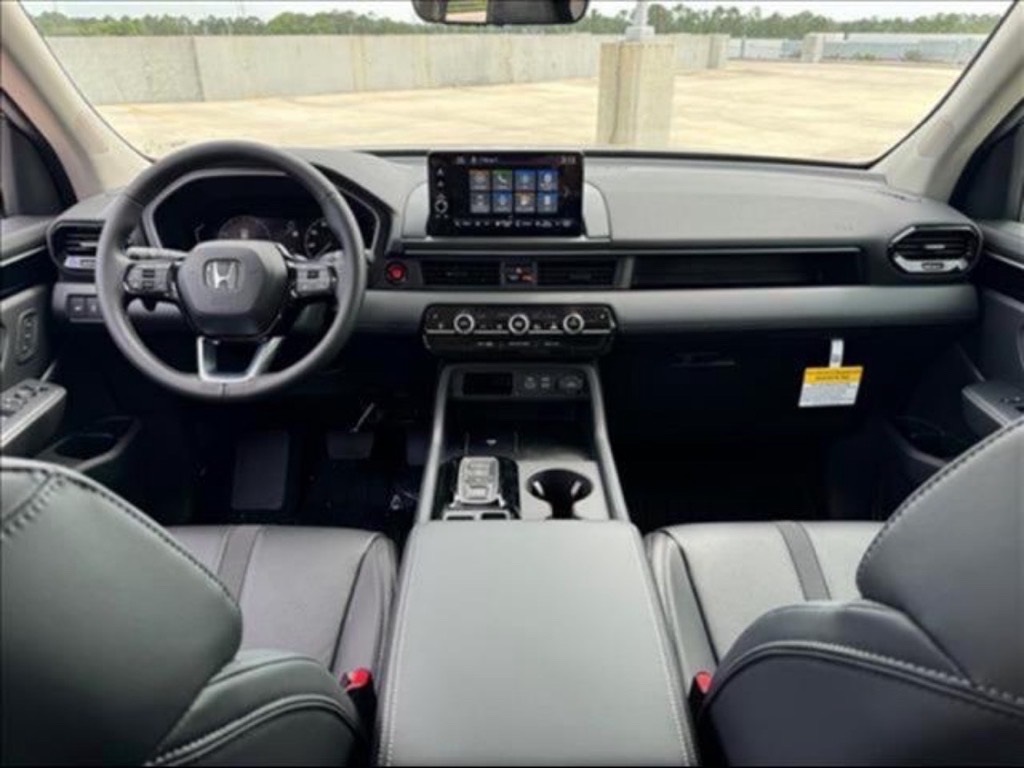 2025 Honda Pilot EX-L photo 13