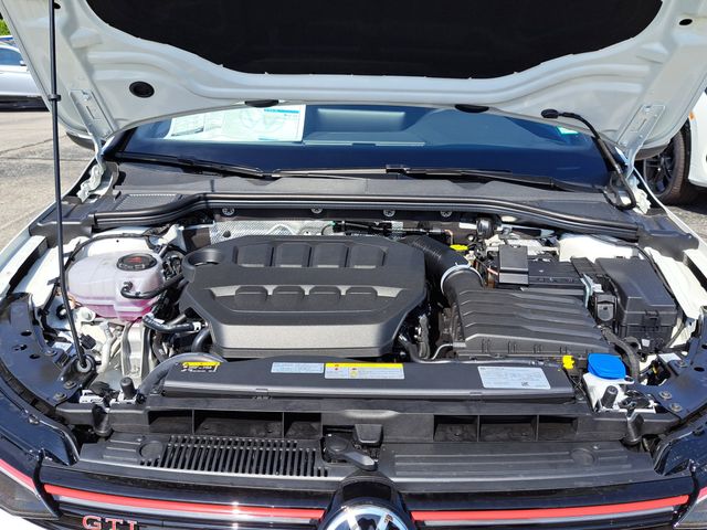 2025 Volkswagen Golf GTI SE photo 11