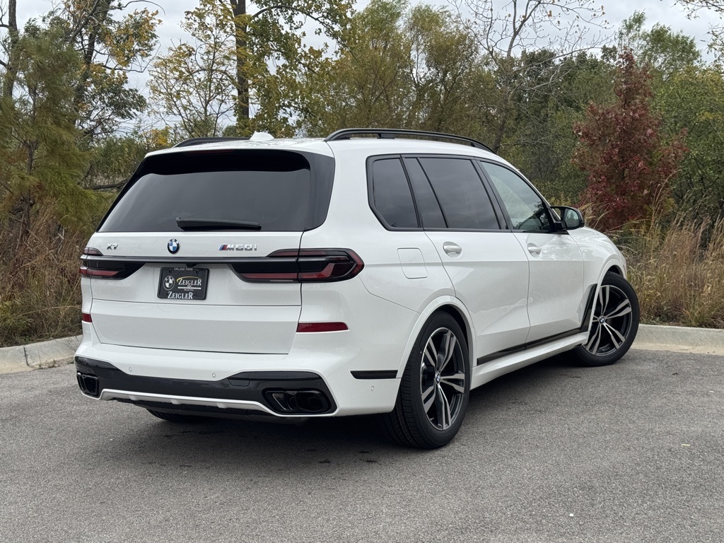 2026 Bmw X7 M60i photo 3