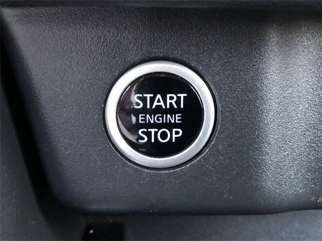2023 Nissan Rogue SV photo 12