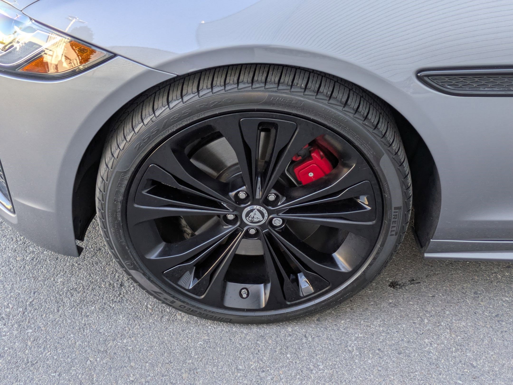 2024 Jaguar XF P300 R-Dynamic SE AWD photo 10