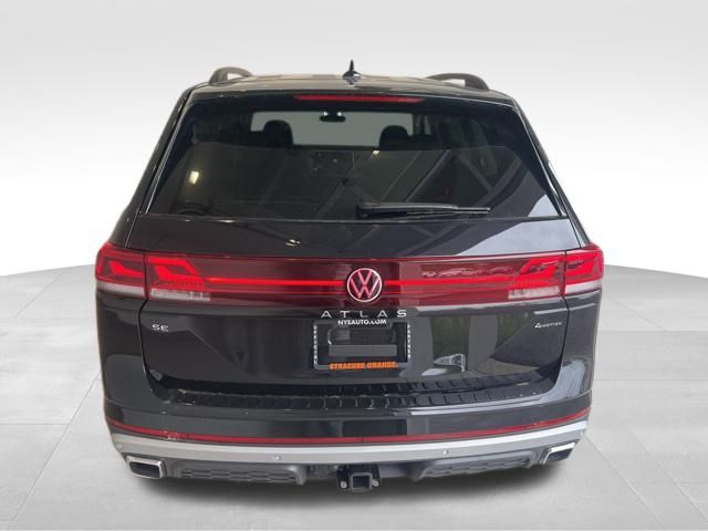2025 Volkswagen Atlas Peak Edition SE photo 4