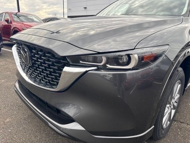 2025 Mazda CX-5 2.5 S Preferred photo 10