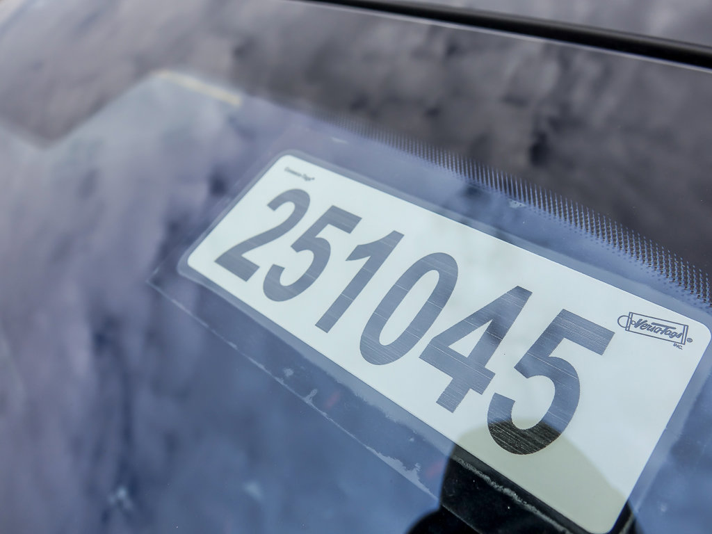 2025 FORD MUSTANG MACH-E - Image 25