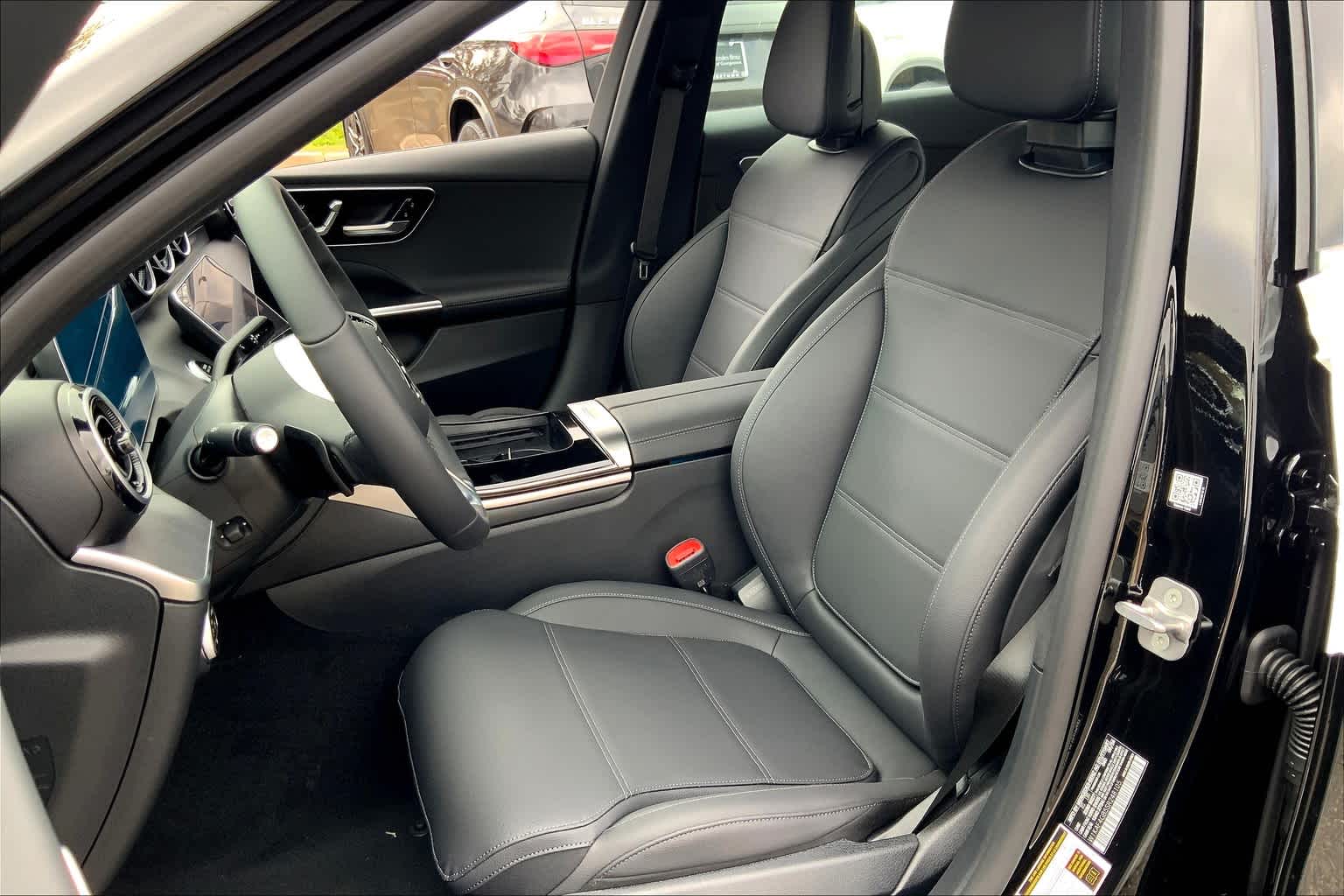 2025 Mercedes Benz C 300 photo 14