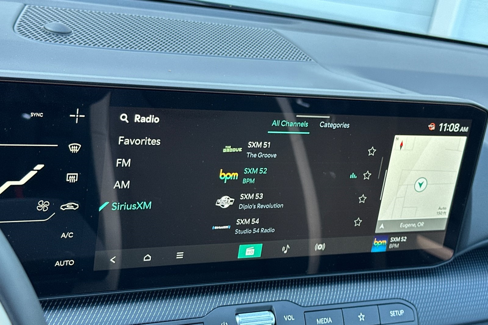 2025 Kia K4 GT-Line photo 13