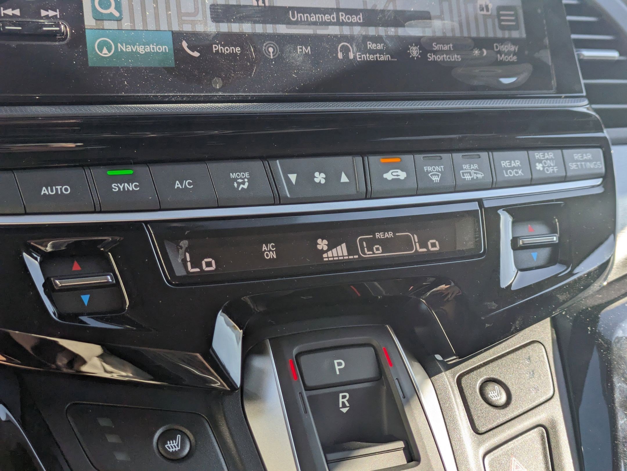 2026 Honda Odyssey Touring photo 14
