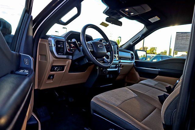 2021 Ford F-150 XLT photo 14